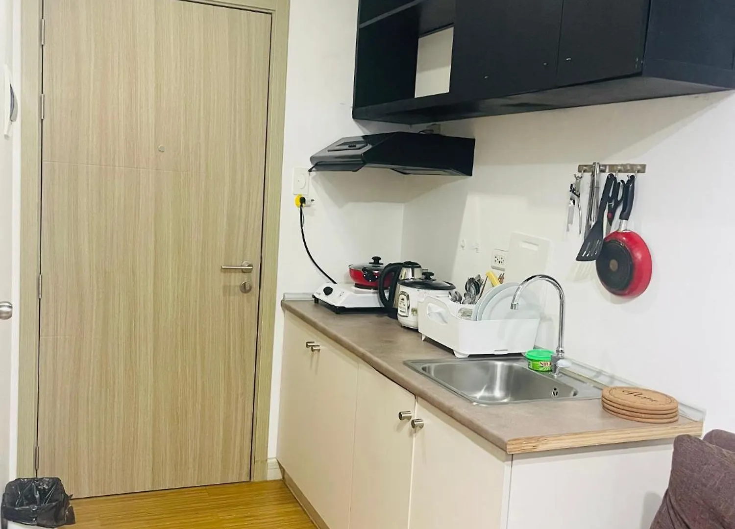 Taguig 1 Bedroom With Balcony Plus Netflix Near Bgc And Airport Manila Apartment