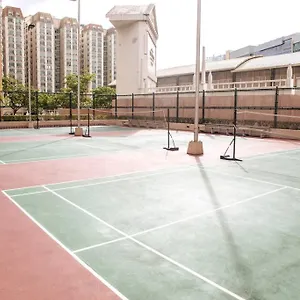 Apartment Cozy 2-bedroom In The Venice Luxury Residences, Manila