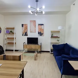 Apartment Spacious 2br San Lorenzo Place 4km Airport, Manila